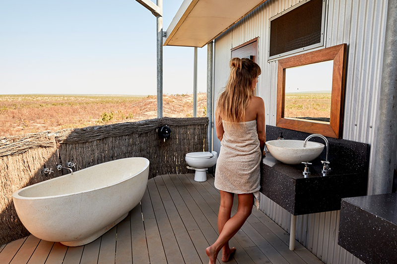 Outdoor Open Air Bath, The Berkeley River Lodge