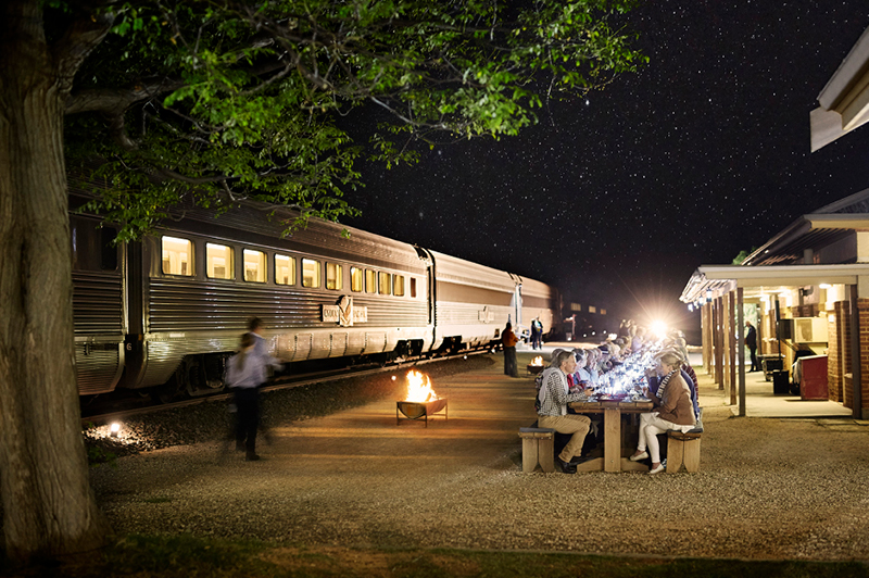 Indian Pacific, Rawlinna Dinner Under the Stars