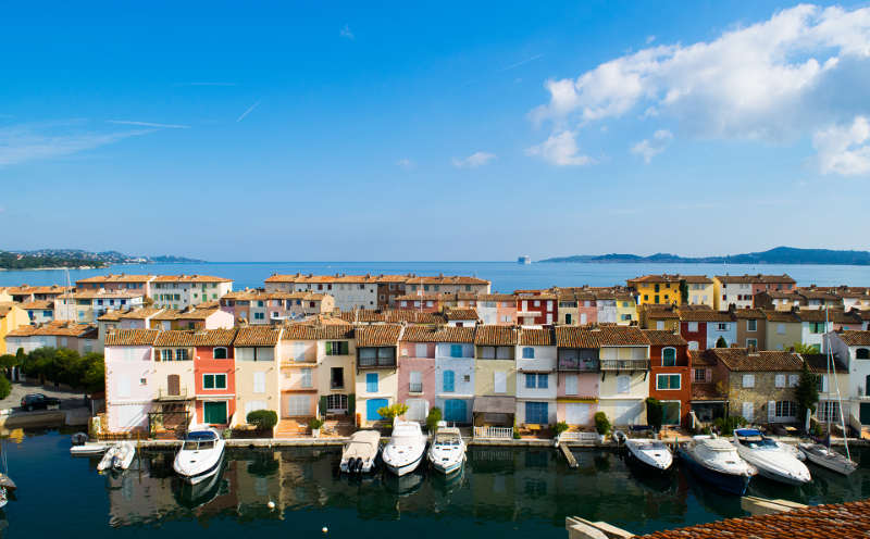 Port Grimaud canal houses