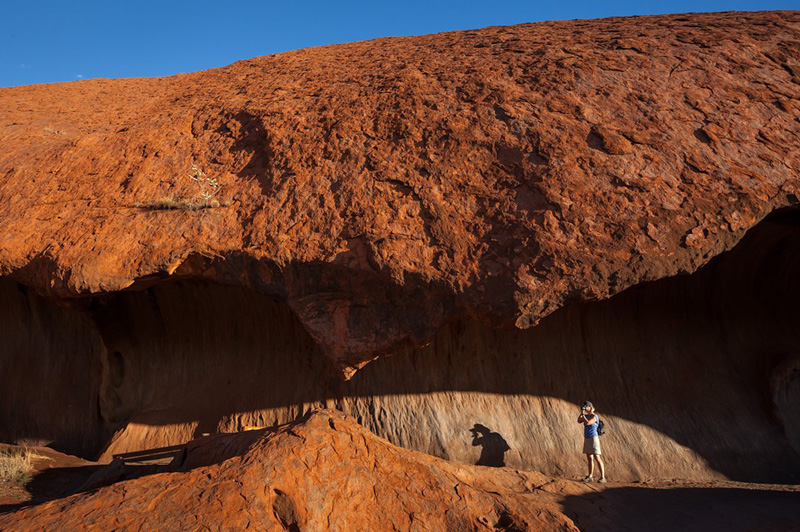 Longitude 131°, Uluru