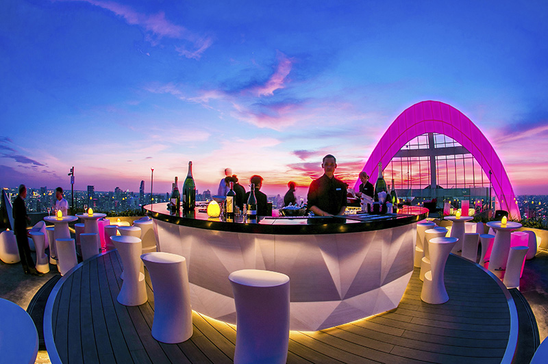 CRU Champagne Bar - Bangkok