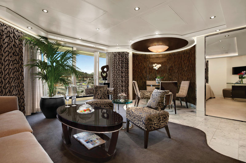 oClass Oceania Suite Living Room