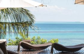 Anantara Spa lounge and view FEATURE