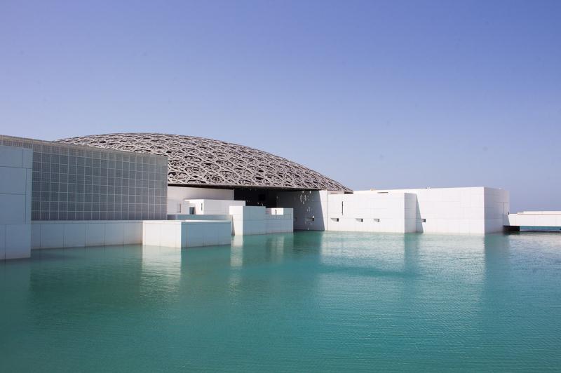 The Louvre Abu Dhabi photographed by James Taylor (Instagram - @jimmytayles) The Louvre Abu Dhabi photographed by James Taylor (Instagram - @jimmytayles)