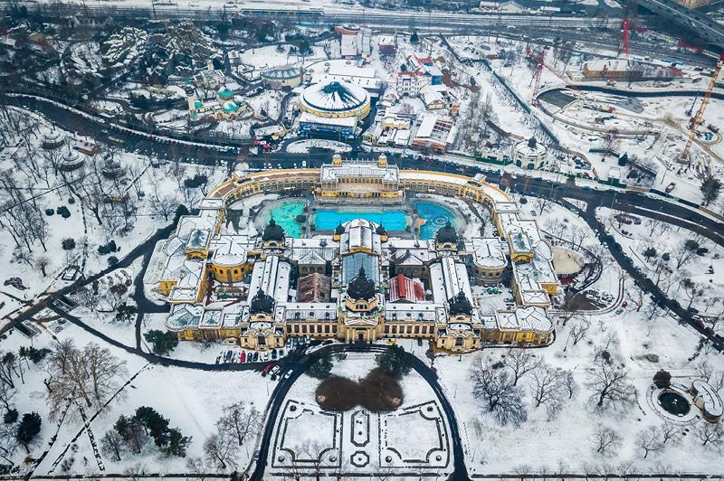 Széchenyi Bath, Budapest Széchenyi Bath, Budapest