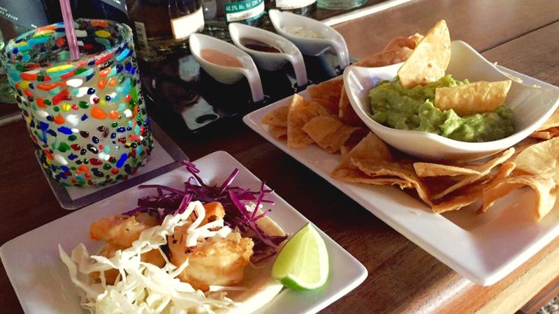 local food in mexico - fish tacos