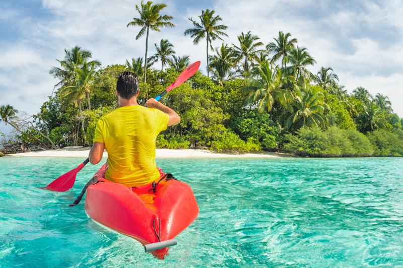 Kakaying along the Baa Atoll