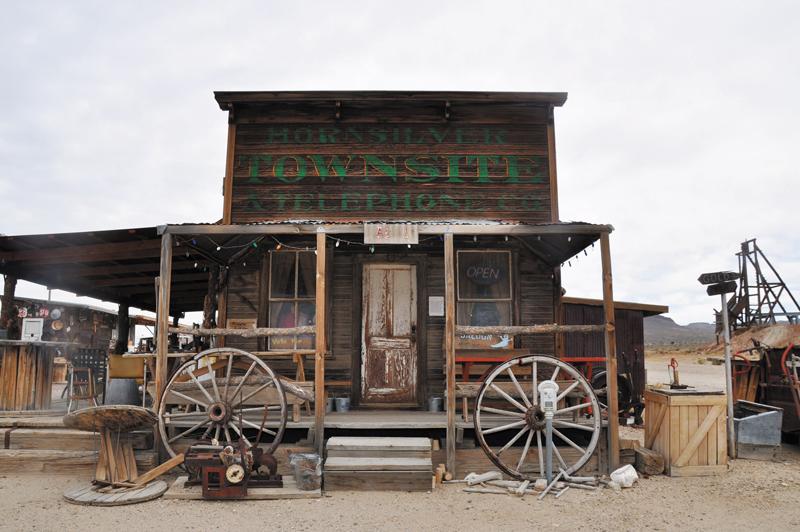 Ghost-Town_Gold-Point