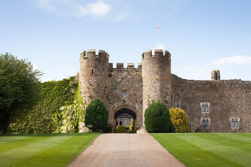 Amberley castle wall from outside